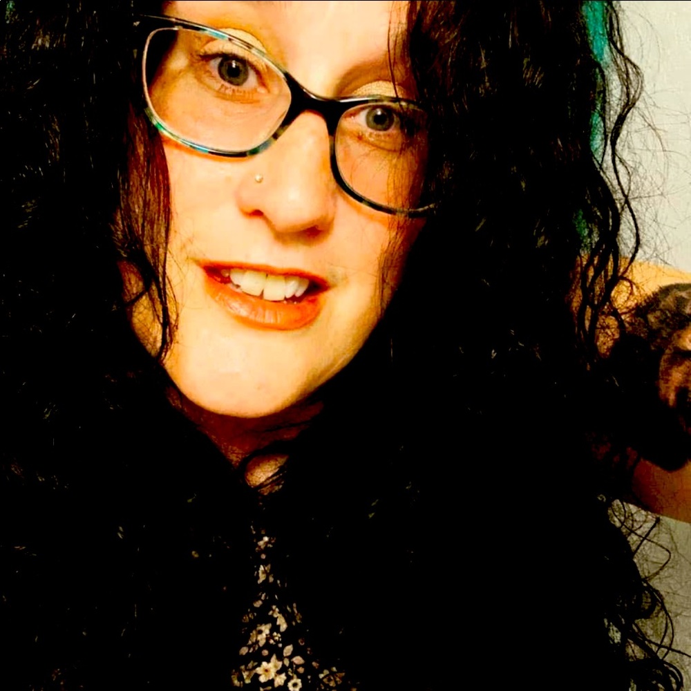 Meet your Posher, Sylvia